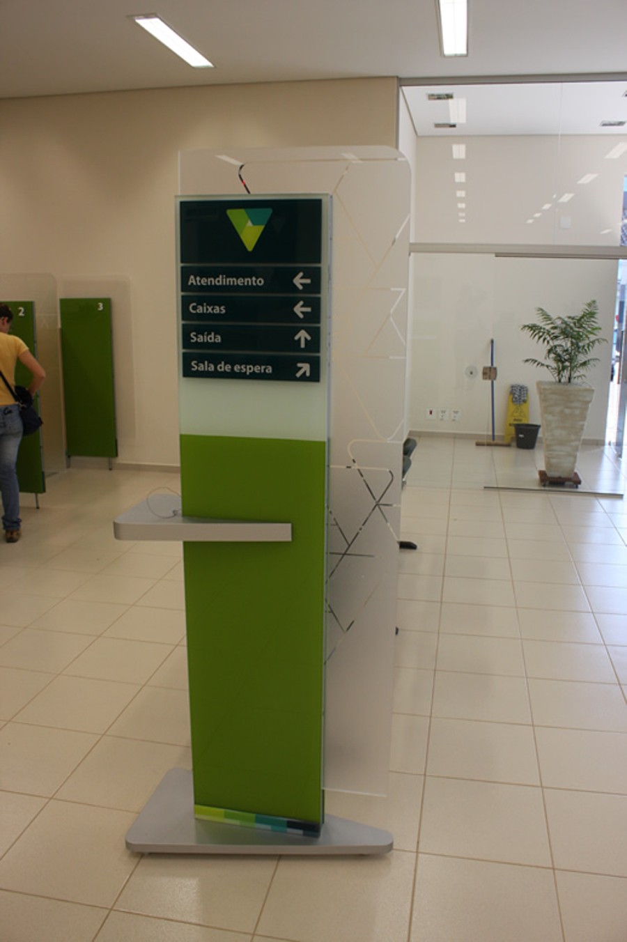 sicoob-credicitrus05totem